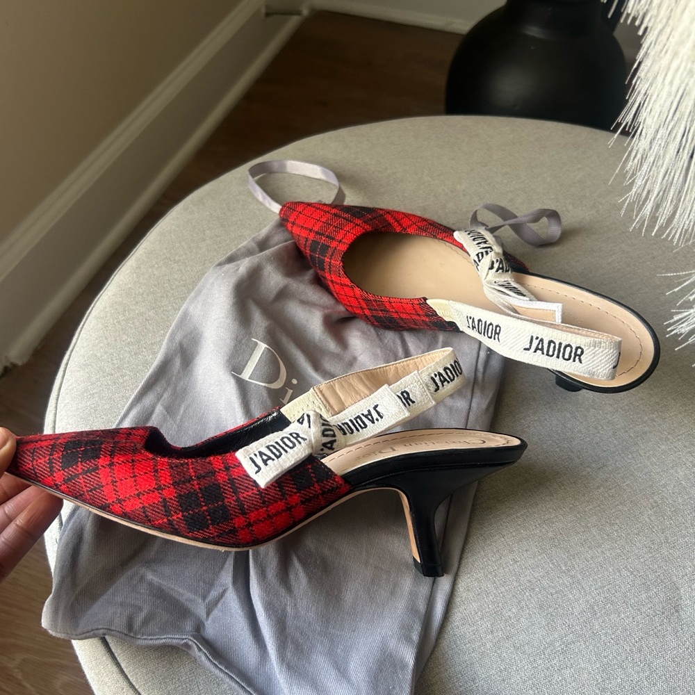 J'Adior Slingback Pump - Picture 9 of 10